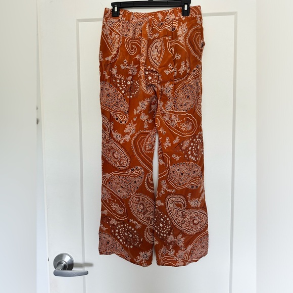 Zara pants - Picture 2 of 3